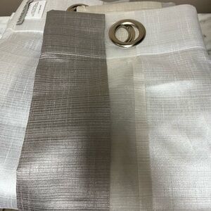 NWOT Madura curtain from Paris.Price per panel. Length 300cm/118.11 inch/9ft 10’